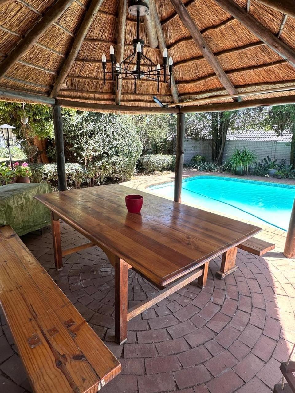 Bagley Terrace 136 Cottage Johannesburg Exteriör bild